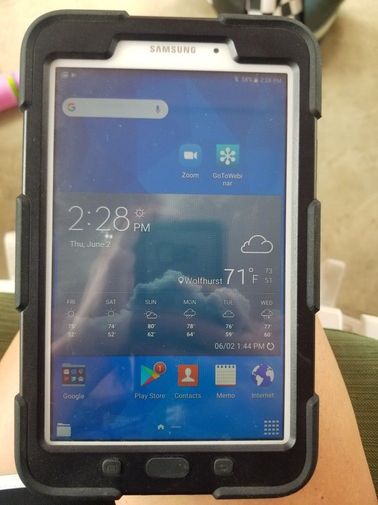 Samsung Galaxy 4 Tablet (wifi) Like NEW!!!