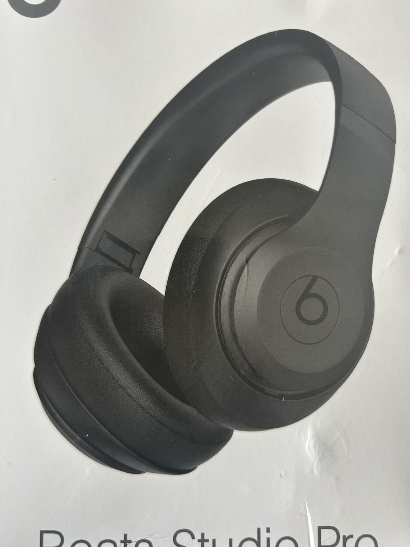 Beats Studio Pro