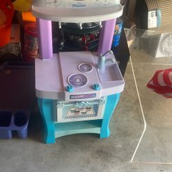 Frozen Kitchen Toy