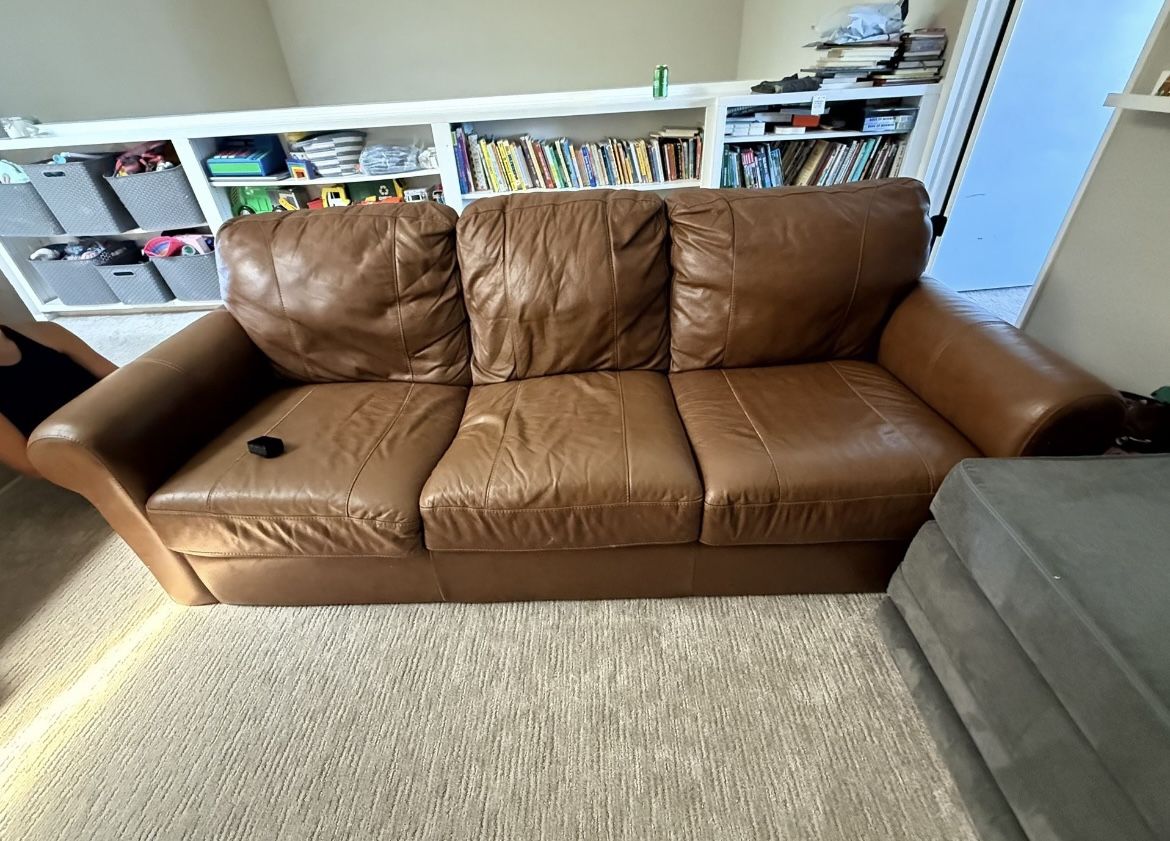Divani Chateau D’Ax leather Sofa