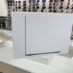 MacBook Air M2 8gb Ram 256gb SSD 