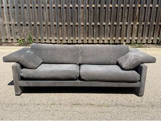 Vintage Postmodern Lounge Sofa – Free Curbside Delivery 🚚
