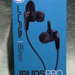 JBudsPro Signature Earbuds With Universal Mic Track Control