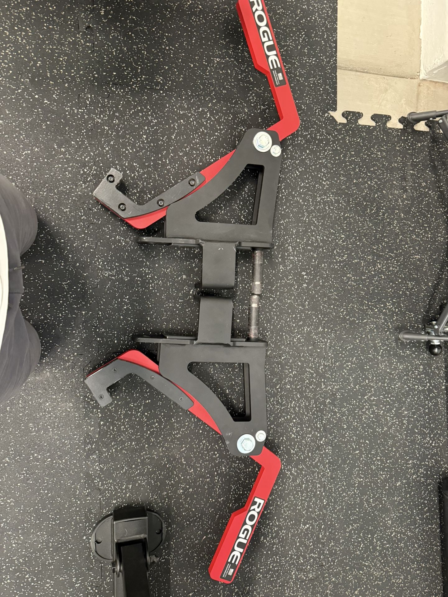 Rogue Monster Monolift 1.0