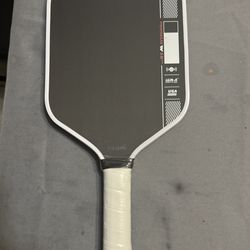 Pickleball Paddle