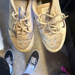 Turf Softball Shoes