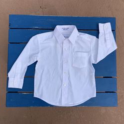 EUC boys Van Heusen dress shirt, size 4