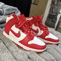 Nike High Tops Size 8.5 Men 