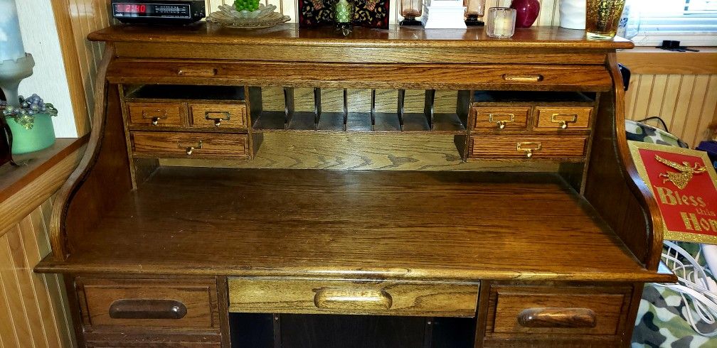 Roll Top Desk