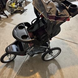 Baby Trend Expedition Jogger Stroller