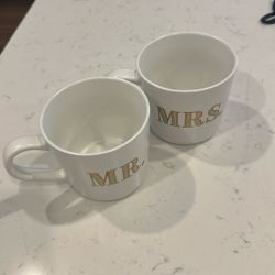 Mr & Mrs White Mugs 