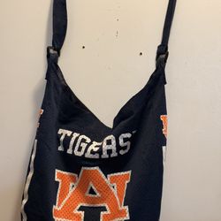 Auburn Purse
