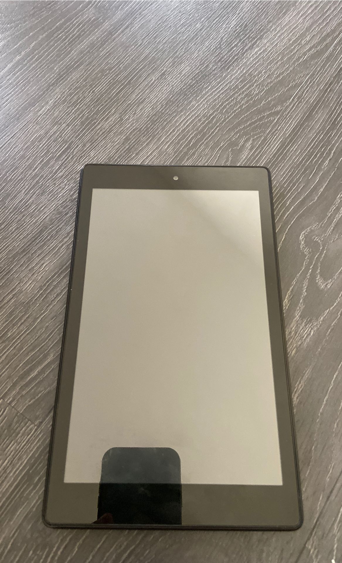 Amazon fire tablet 8 with official amazon case