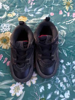 Boys shoe size 9c