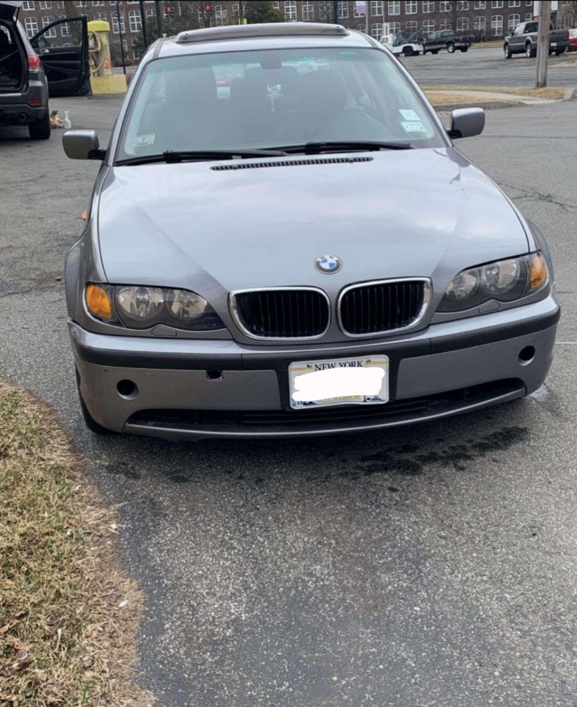 2005 BMW 325i