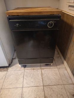Portable dishwasher