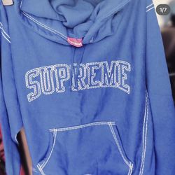 Supreme Hoodie