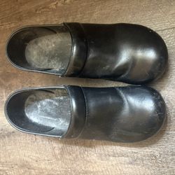 Clogs 