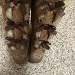 Uggs Size 10 