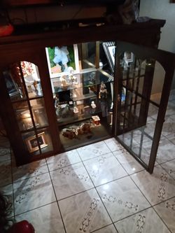 Tv stand . Vitrina