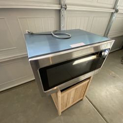 Frigidaire Microwave 
