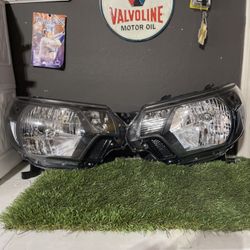 Toyota Tacoma Headlights 