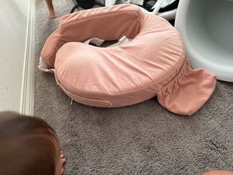 Breastfriend Nursing Pillow