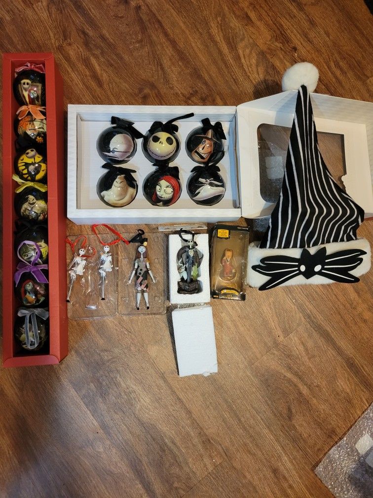 Tim Burtons Nightmare Before Christmas Disney ornaments & Collectables 