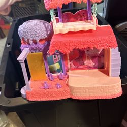 Doll House