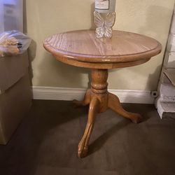 Round End Table 