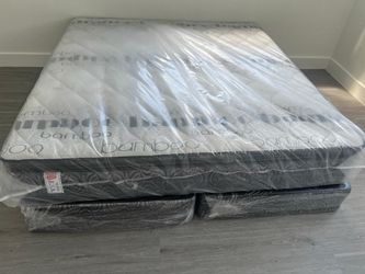 NEW MATTRESS KING SIZE PILLOW TOP WITH BOX SPRING