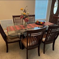 Glass Table With 6 Chairs