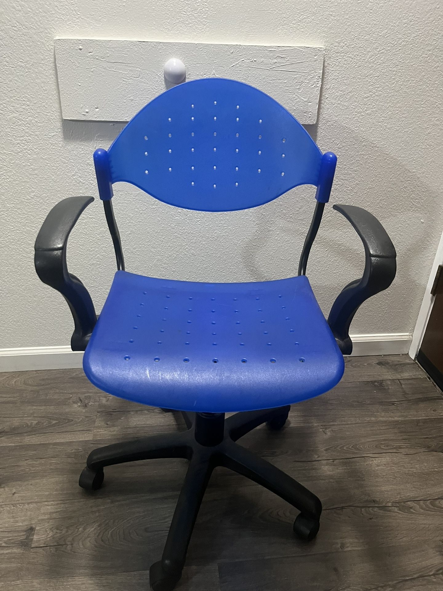 Free Office Chair