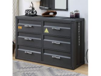 Cargo Dresser