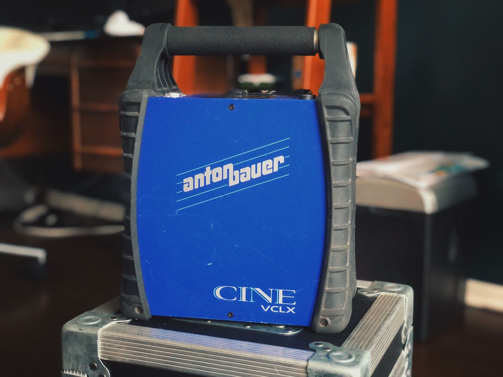 Anton Bauer Cine VCLX Battery + Innerspace Case