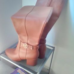 I Can't Wear Them Anymore I Hurt My Knee They Are Good Shoes