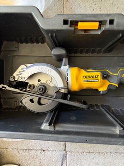 DeWalt 20V Brushless Cordless Circular Saw
