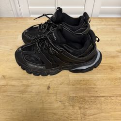 Balenciaga Tracks 