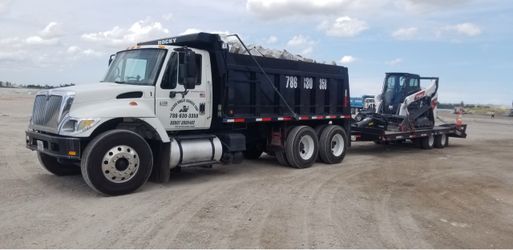 Bobcat y Camion