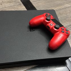 Clean Used PS4