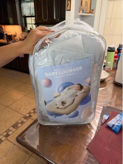 Baby lounge