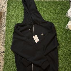 Alo Zip Up Size Medium 