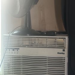 Danby Air Conditioner 12000btu 