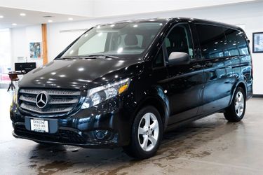 2017 Mercedes-Benz Metris Passenger