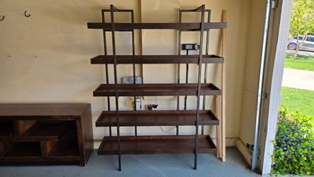 Book shelf