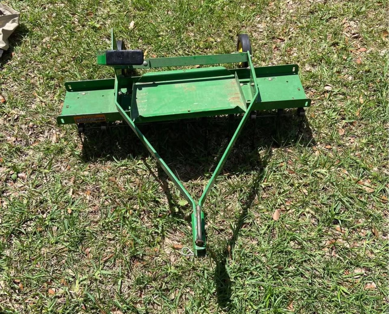 John Deere Tow Behind Thatcher