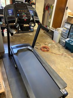Horizon  7.0 AT Treadmill