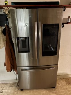 SAMSUNG REFRIGERATOR/FREEZER