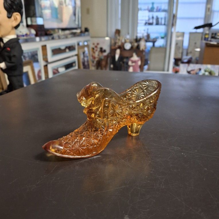 Vintage Fenton Art Glass Company Amber Glass Shoe Daisy & Button Design Cat Head Slipper Shoe 5.5"Long X 2.75" Tall 