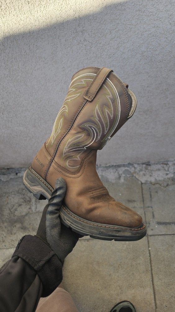 Size 8.5 EE Ariat Work Boots Soft Toe